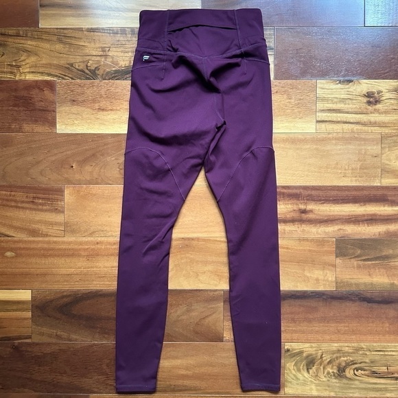 Fabletics Motion 365 Leggings - Picture 8 of 15